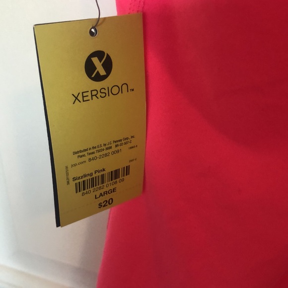 Women’s racer back tank top NWT - Picture 5 of 8